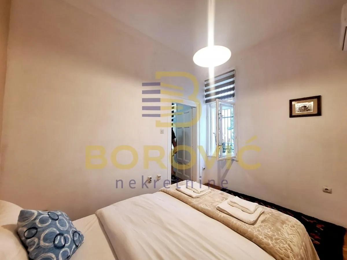 Izdavanje, dvosoban stan, 47m², Stari Grad, Beograd