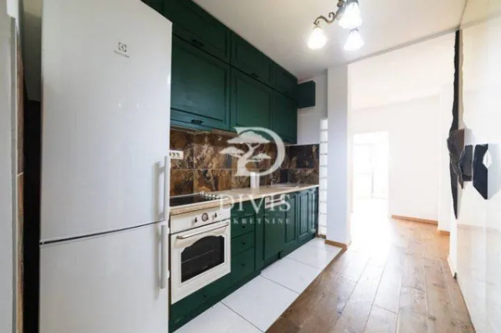 Prodaja, četvorosoban stan, 136m², Beograd Na Vodi, Beograd