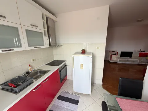 Rent, one bedroom apartment, 50m², 1 maj, Podgorica - image 8