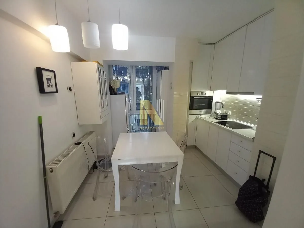 Izdavanje, trosoban stan, 85m², Kej, Novi Sad Sve Podlokacije