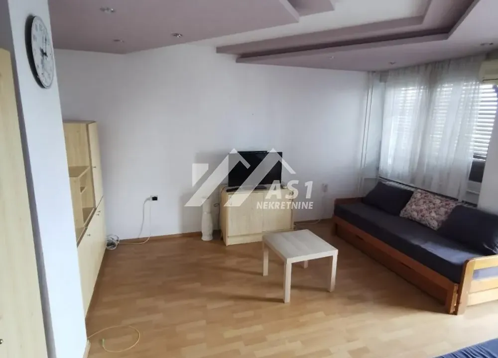 Izdavanje, dvosoban stan, 52m², Liman 3, Novi Sad Sve Podlokacije