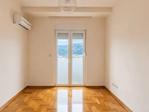 Sale, four bedroom apartment, 148m², Centar, Bar - image 7