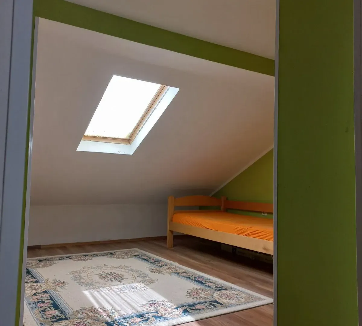 Prodaja, četvorosoban stan, 80m², Vračar, Šid