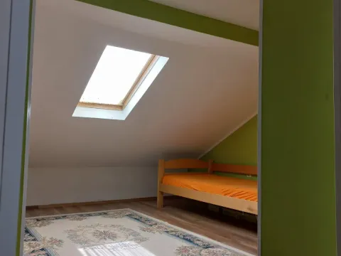 Sale, four bedroom apartment, 80m², Vračar, Šid - image 7