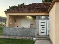 Izdavanje, kuća, 85m², Zagorič, Podgorica - image 1