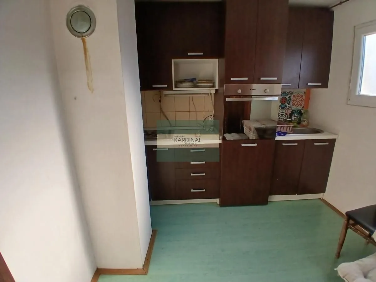 Prodaja, kuća, 240m², Jabučar, Kragujevac