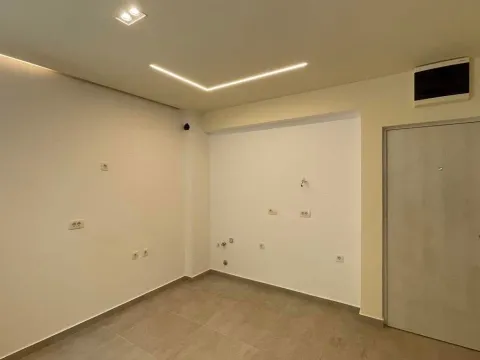 Prodaja, jednosoban stan, 52m², Škaljari, Kotor - image 8