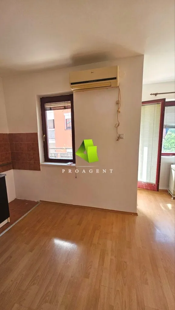 Izdavanje, jednosoban stan, 38m², Palilula, Niš