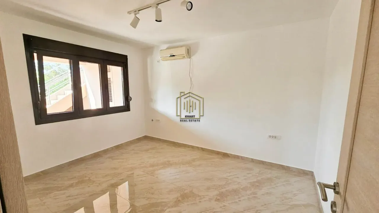 Rent, office space, 90m², Masline, Podgorica