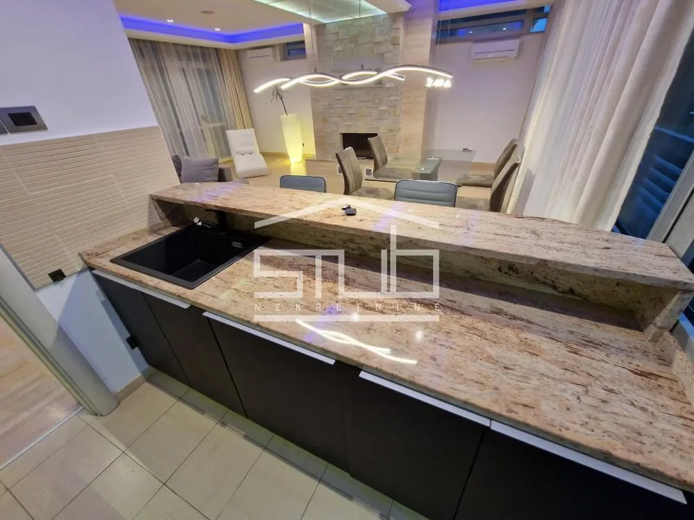 Rent, four bedroom apartment, 148m², Savski Venac, Beograd