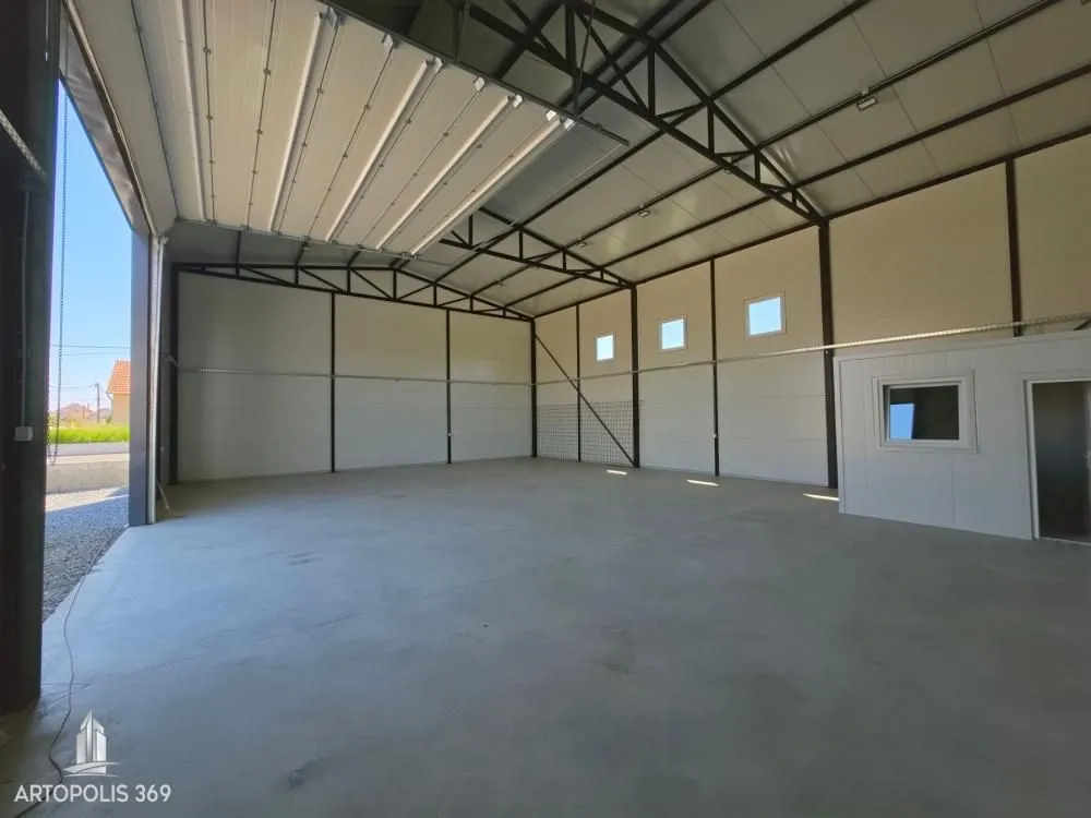 Rent, office space, 205m², Batajnica, Beograd