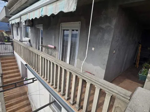 Rent, two bedroom apartment, 80m², Tripovići, Tivat - image 18