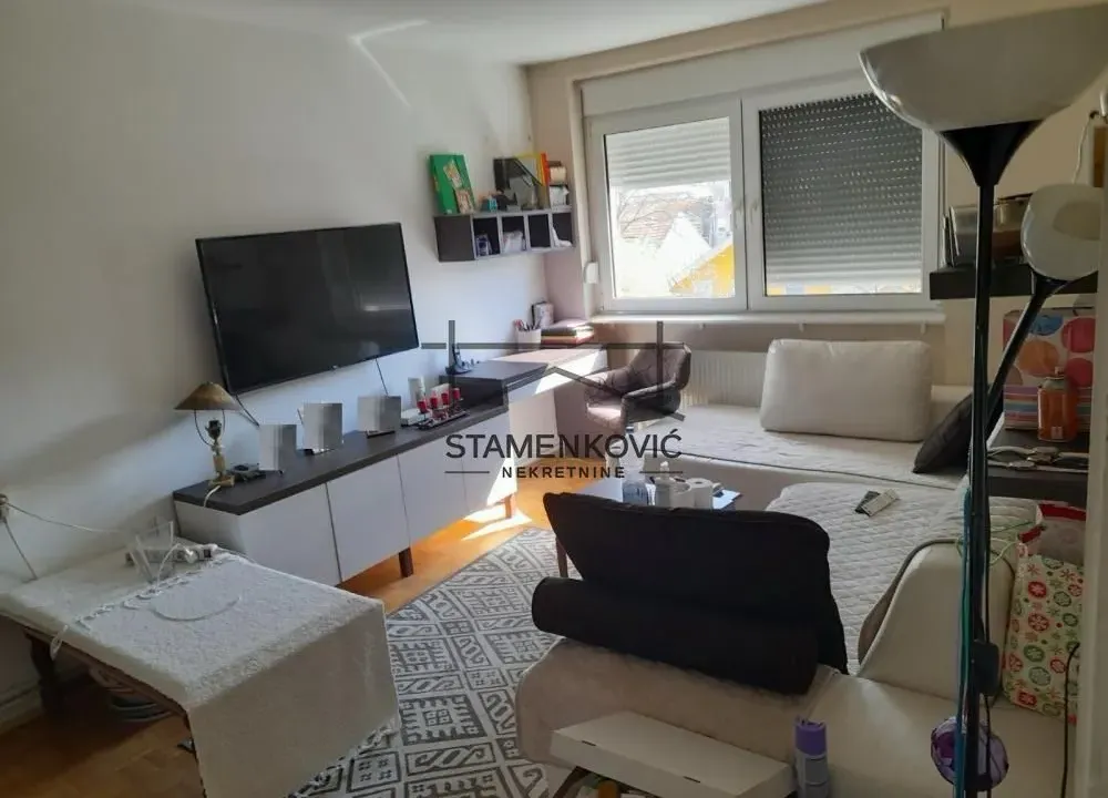 Prodaja, trosoban stan, 63m², Grbavica, Novi Sad Sve Podlokacije