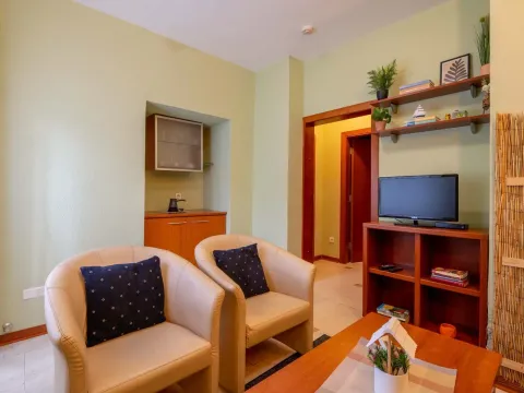 Prodaja, kuća, 222m², Stari Grad, Budva - image 8