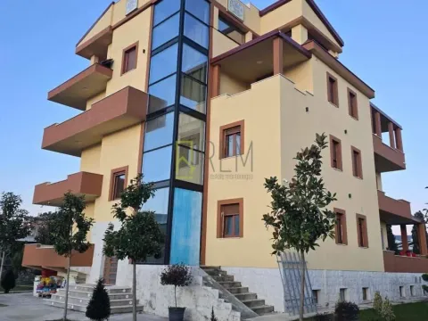 Kuća in Donja Gorica