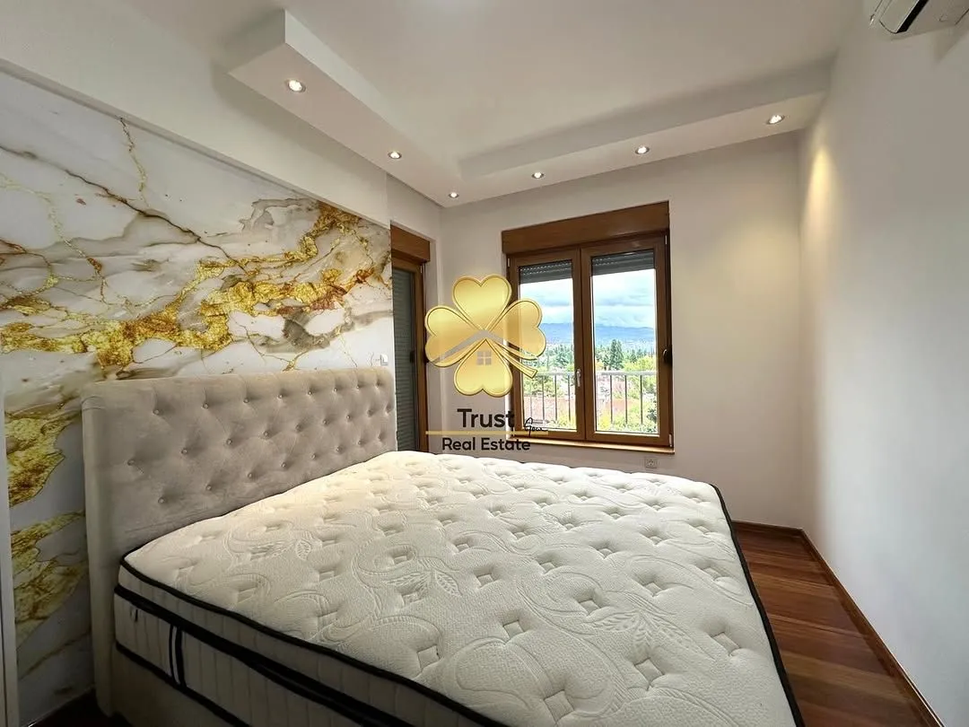 Rent, four bedroom apartment, 130m², Centar, Podgorica