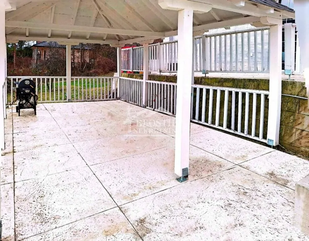 Prodaja, kuća, 300m², Banoštor, Beočin