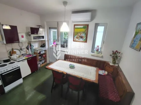 Sale, two bedroom apartment, 65m², Lekino Brdo, Voždovac Sve Podlokacije - image 2