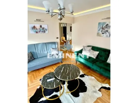 Rent, two bedroom apartment, 50m², Južni Bulevar, Vračar Sve Podlokacije - image 3