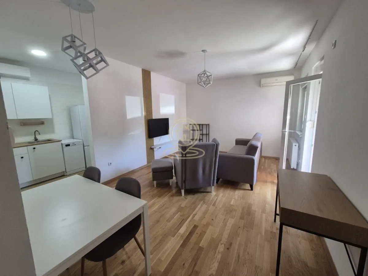 Rent, two bedroom apartment, 50m², Novi Majur, Petrovaradin