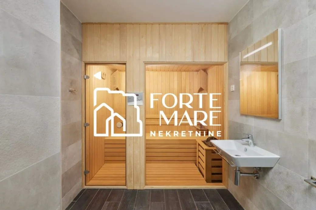 Sale, house, 479m², Prčanj, Kotor