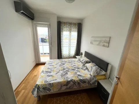 Sale, two bedroom apartment, 64m², City Kvart, Podgorica - image 8