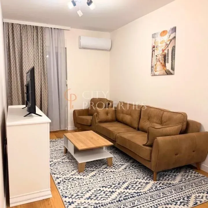Izdavanje, stan, 43m², Central Point, Podgorica