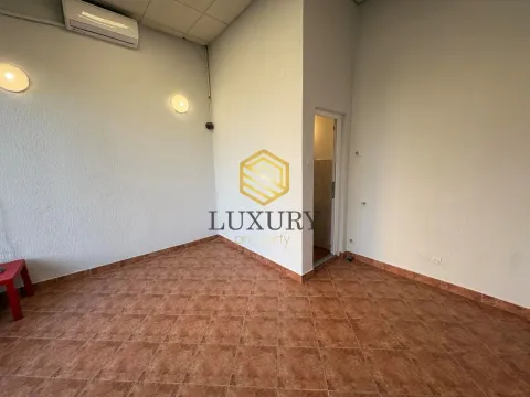 Rent, office space, 17m², Pejton, Podgorica - image 6