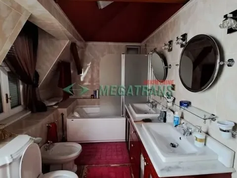 Izdavanje, stan, 260m², Novi Sad Sve Podlokacije, Novi Sad - image 11