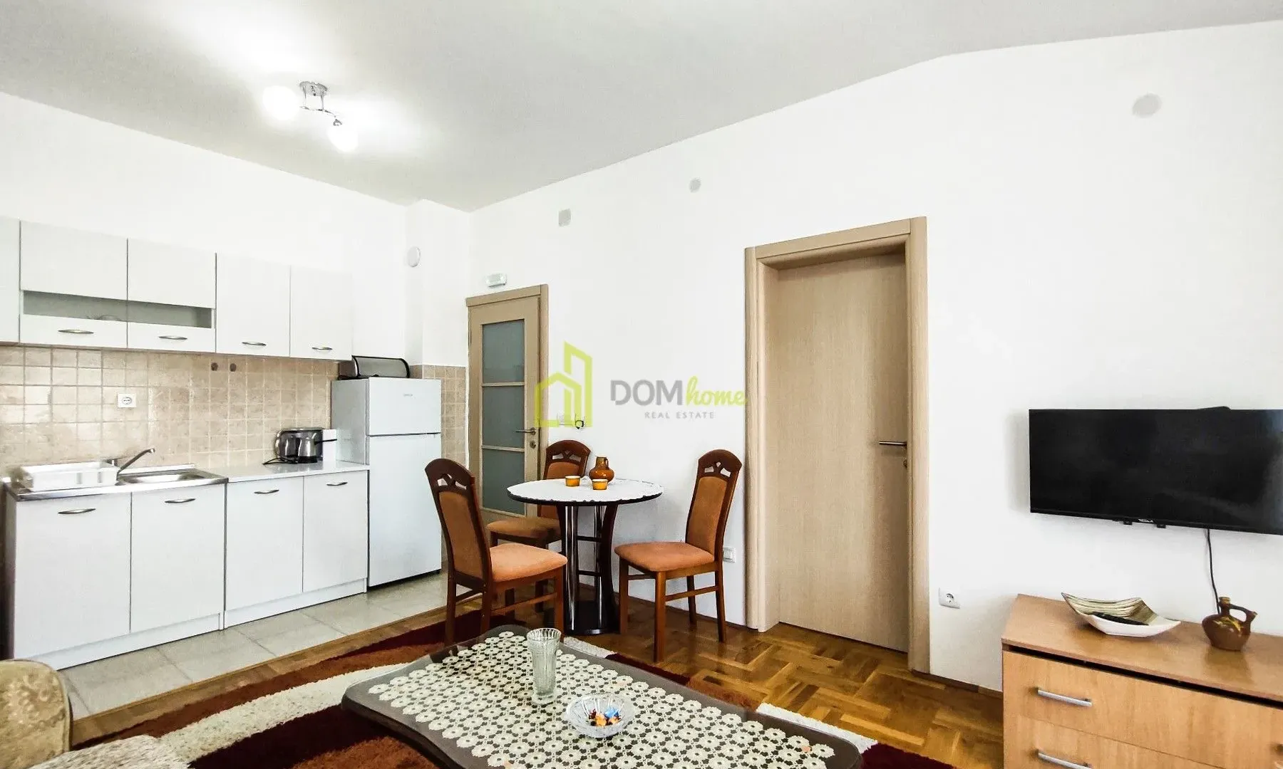 Izdavanje, jednosoban stan, 41m², Stari Aerodrom, Podgorica