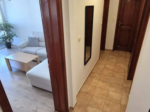 Prodaja, jednosoban stan, 56m², Centar, Bar - image 5