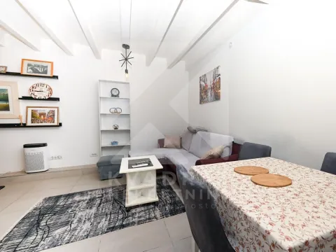 Rent, one bedroom apartment, 43m², Centar, Podgorica - image 2