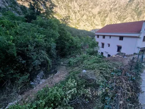 Prodaja, plac, 503m², Kotor, Crna Gora - image 5