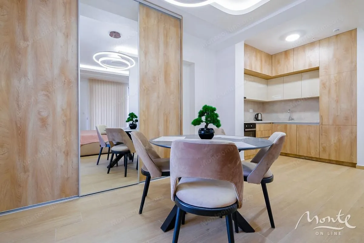 Prodaja, garsonjera, 57m², Rafailovići, Budva