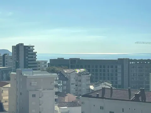 Sale, one bedroom apartment, 26m², Bečići, Budva - image 6