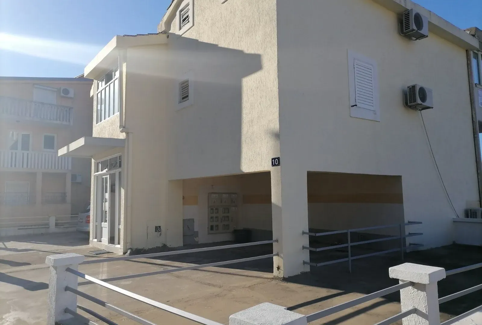 Rent, one bedroom apartment, 50m², Petrovac, Budva