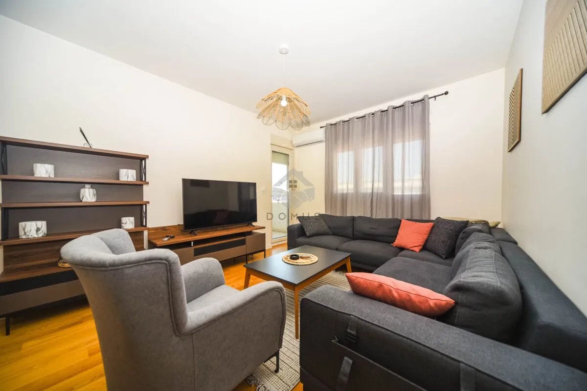 Rent, one bedroom apartment, 49m², Central Point, Podgorica