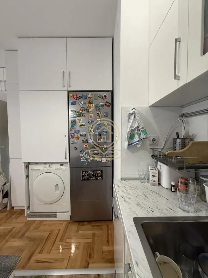 Prodaja, dvosoban stan, 40m², Crveni Pevac, Niš