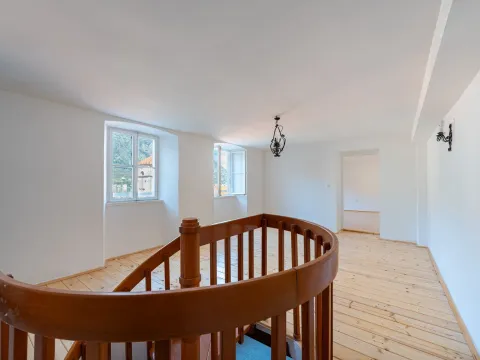 Prodaja, dvosoban stan, 74m², Stari Grad Kotor, Kotor - image 9