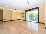 Rent, three bedroom apartment, 111m², Vezirov Most, Podgorica - image 1