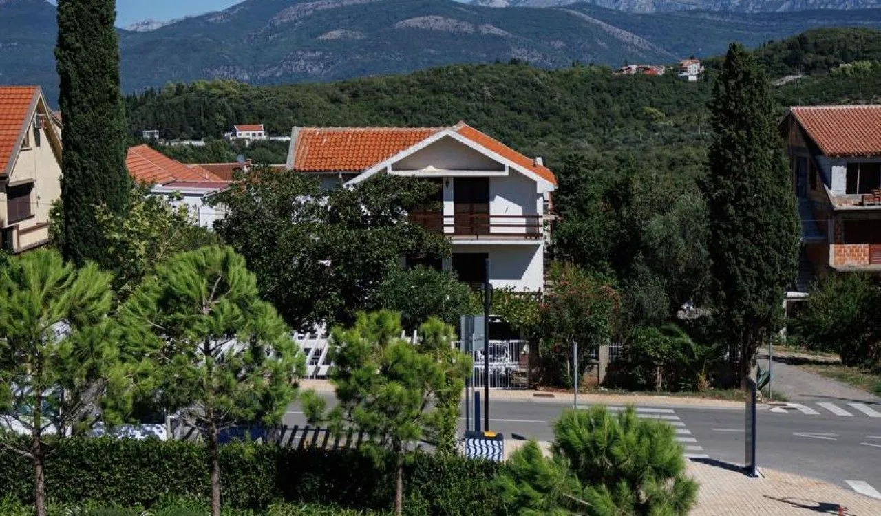 Prodaja, jednosoban stan, 50m², Luštica Bay, Tivat