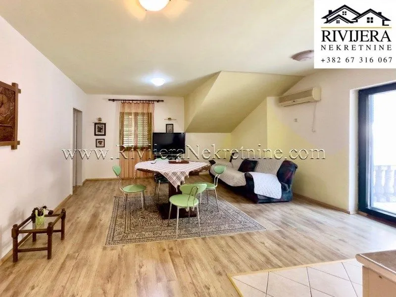 Prodaja, kuća, 250m², Strp, Kotor