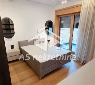 Izdavanje, trosoban stan, 95m², Savski Venac, Beograd - image 7