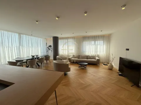 Sale, four bedroom apartment, 126m², Adamovićevo Naselje, Novi Sad Sve Podlokacije - image 2
