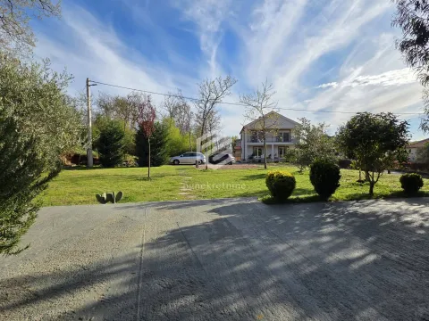 Rent, house, 100m², Velje Brdo, Podgorica - image 12