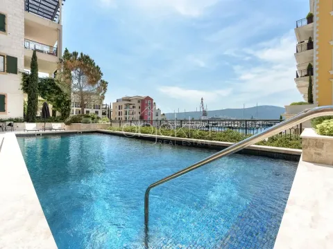 Izdavanje, stan, 70m², Tivat, Crna Gora - image 2