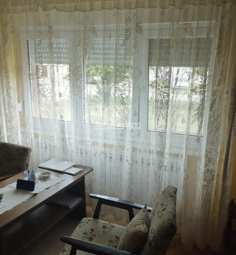 Prodaja, kuća, 220m², Crepaja, Kovačica