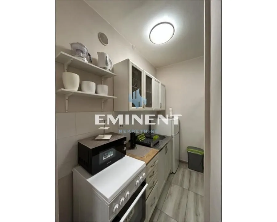 Rent, apartment, 43m², Stari Grad, Beograd