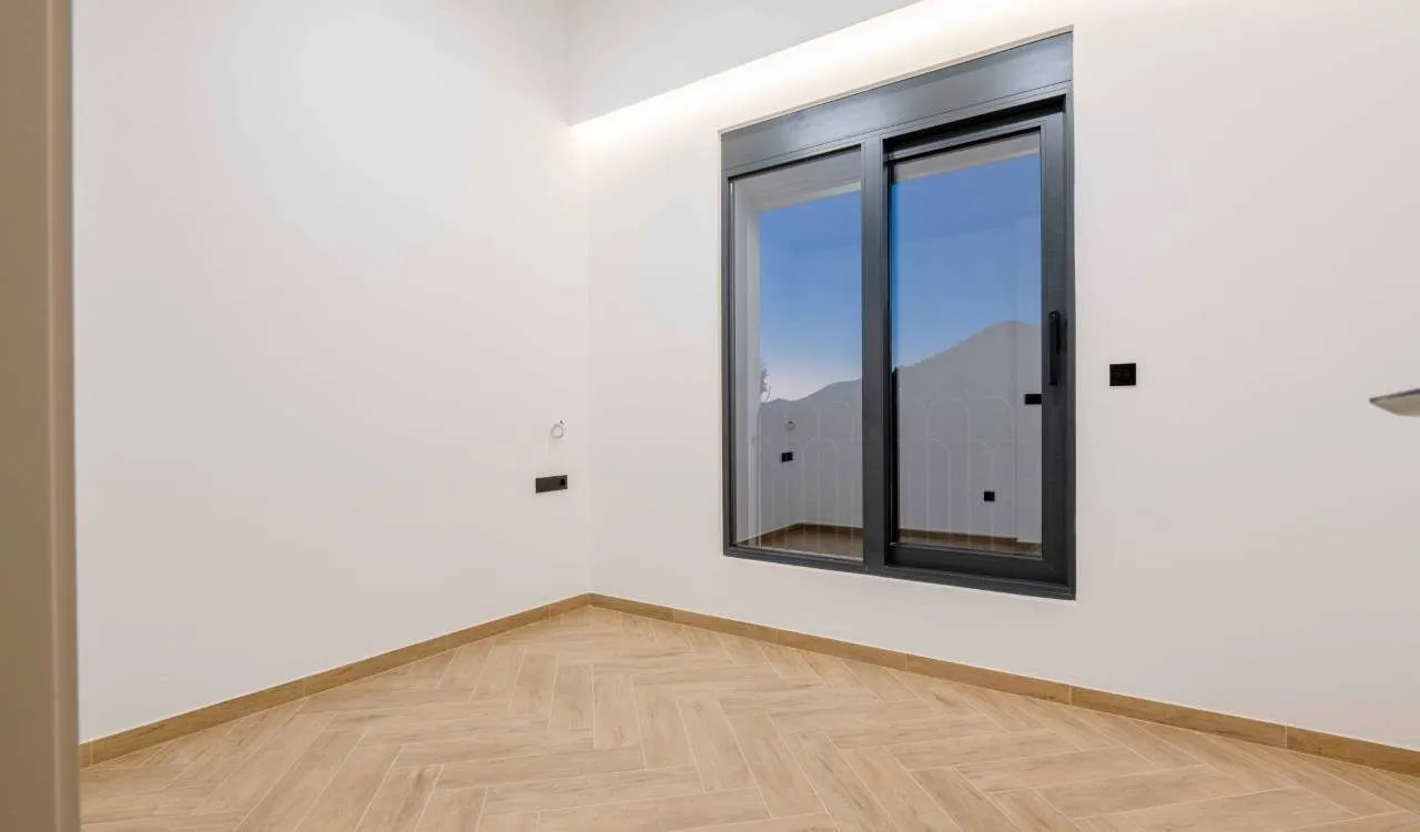 Sale, house, 240m², Kamenovo, Budva
