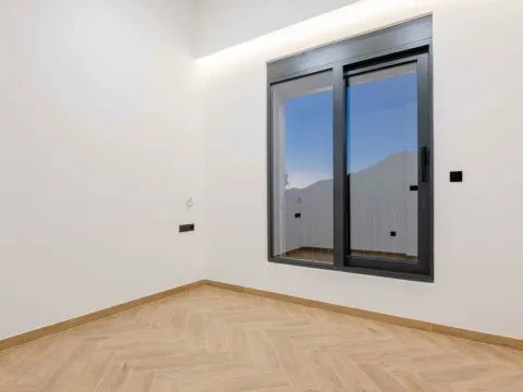 Prodaja, kuća, 240m², Kamenovo, Budva - image 9